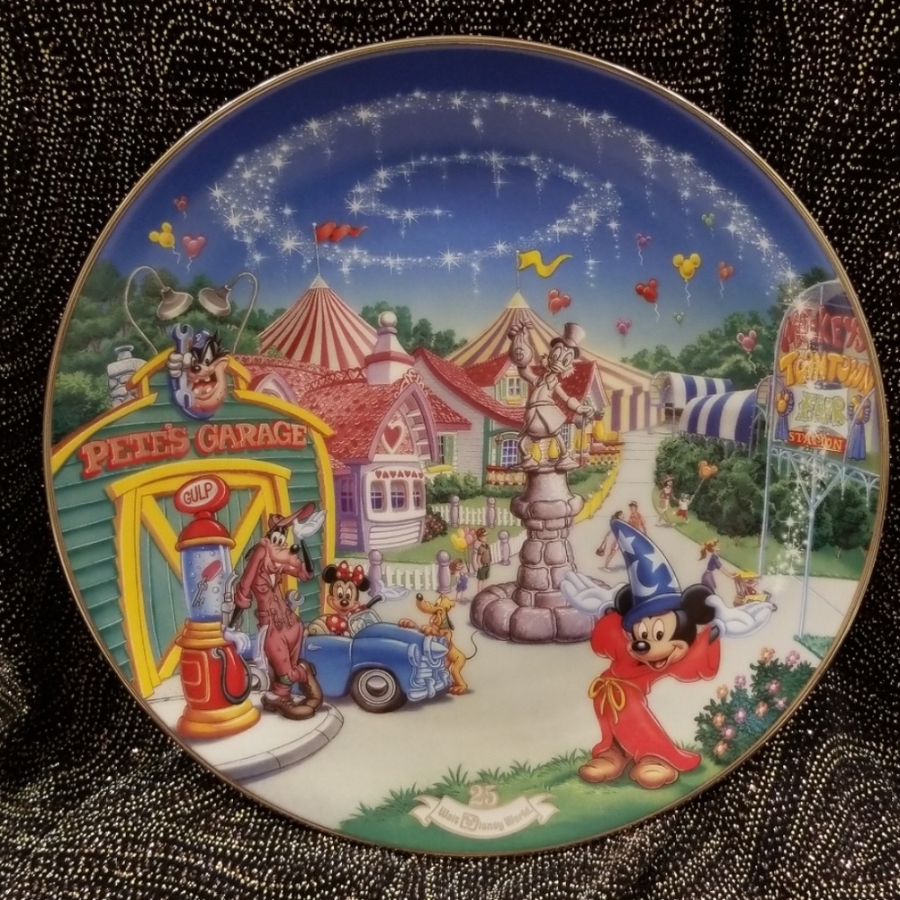 Bradford Exchange Disney Mickey's Too Town Fair